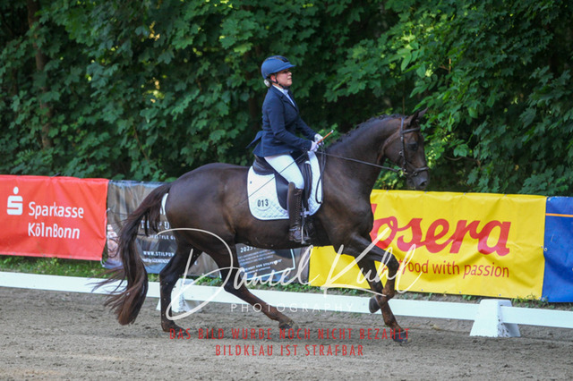 DKP42897 | Turniersportfotografie; Pferdefotografie; Dressurfotografie