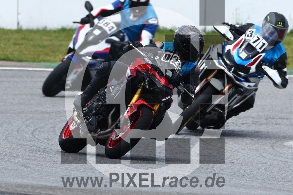 0020-20240624_02984 | Schöne Erinnerungen an spannende Momente - das festzuhalten ist unser Job. PIXELrace.de ist seit 2003 auf den Rennstrecken Europas unterwegs um die Action draußen beim Fahren und die wunderbare Stimmung imm Fahrerlager für euch einzufangen.