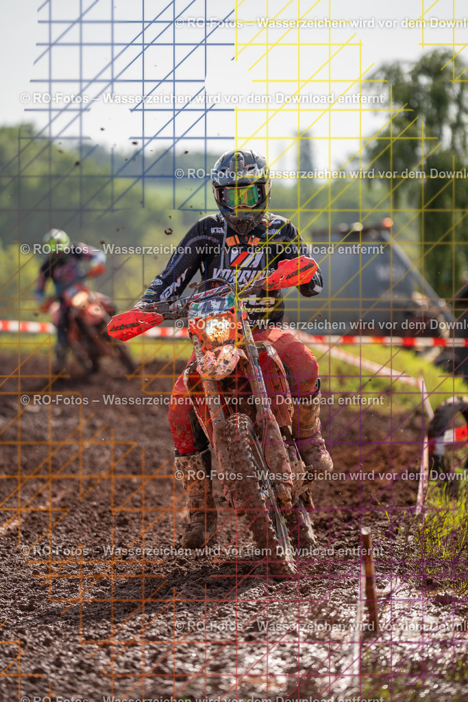 Wolfshausen 4 Lauf -606 | Sportfotografie von RO-Fotos: Motorsport, Motocross, Enduro, Laufveranstaltungen und Triathlon. Professionelle Fotos von Sportlern und Events. - Realisiert mit Pictrs.com