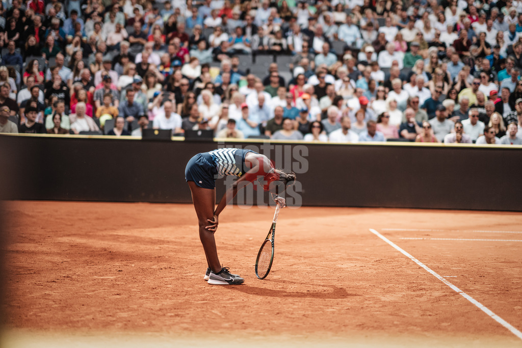 Sportart | Geschlecht | Saison 2022/2023 | Liga | Team1 vs. Team2 | TT.MM.JJJJ | Noma Noha Akugue (GER) nach ihrem verlorenen Finale