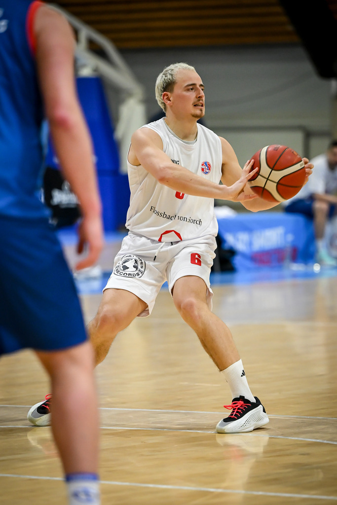 gml_037 | Fotos von Basketballspielen aus dem Raum NRW fotografiert von Gero Mueller-Laschet und Daniel Schaefer - Realisiert mit Pictrs.com