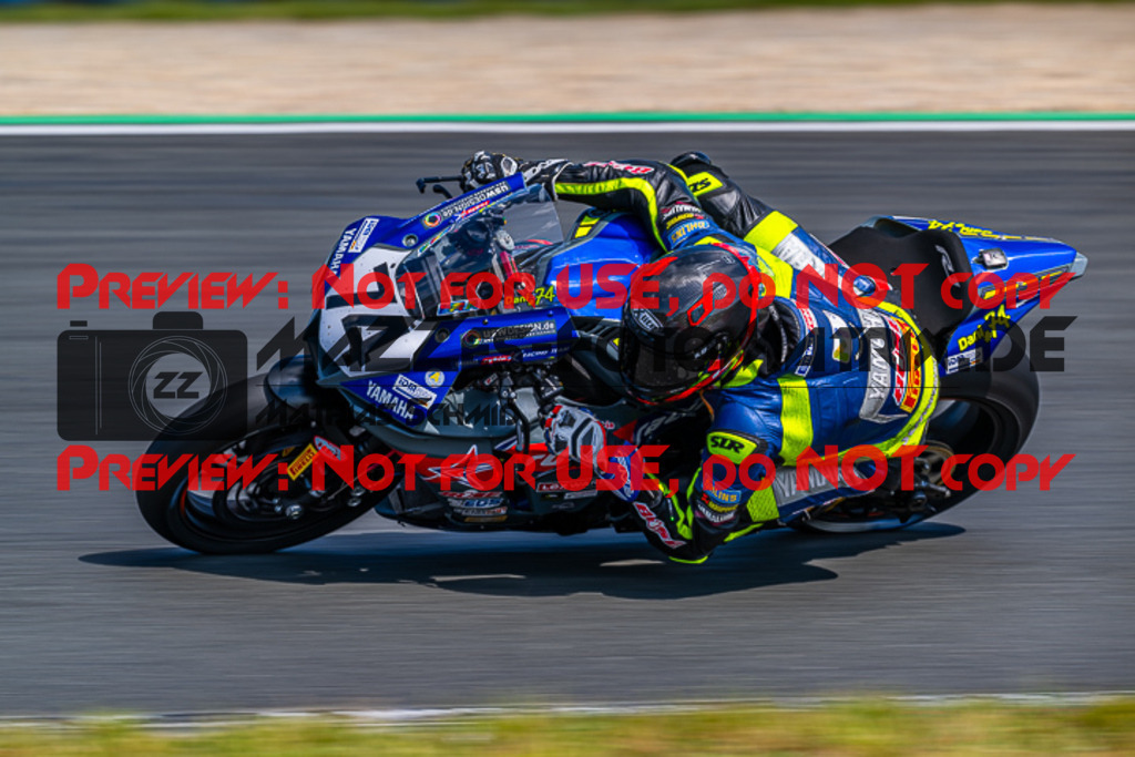 MaZZes_FotoMatrix_220522_8119 | Fotograf Mathias Schmid
Sportfotograf,
Eventfotograf,
Hochzeitsfotograf,
Portraitfotograf