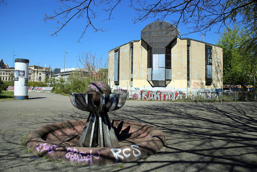 Foto: Leipzig - Bowlingtreff Leipzig - 2020 | Das Team hinter BILDLEXIKON LEIPZIG bündelt historische wie aktuelle Informationen über die Stadt Leipzig in Text und Bild auf einer Plattform und stellt diese der interessierten Öffentlichkeit zur Verfügung.