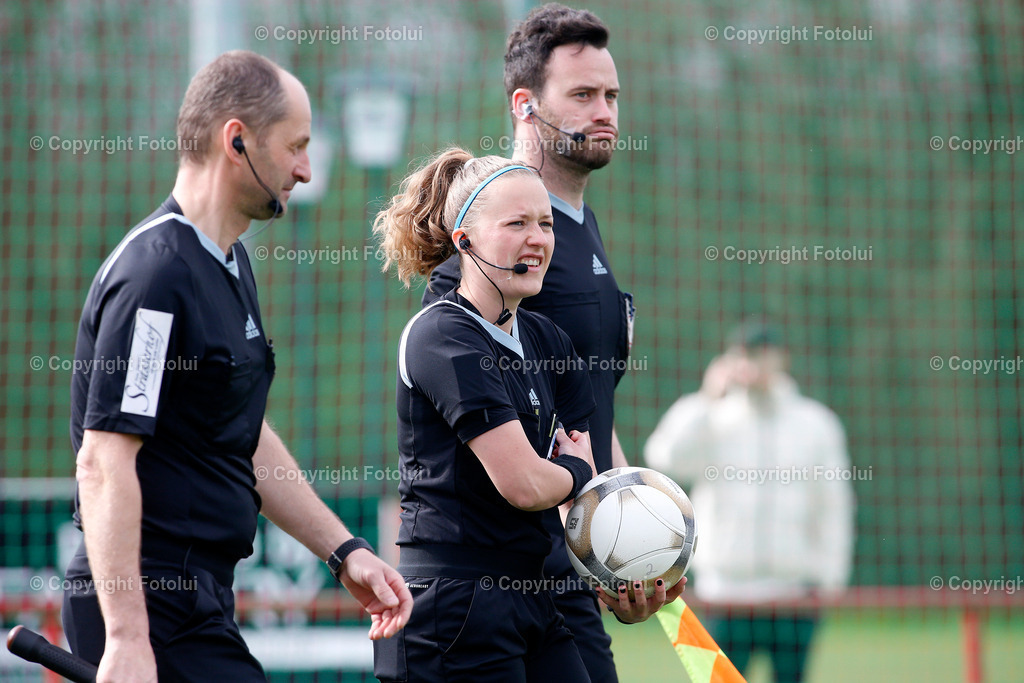A_LUI_01042023_08 | SPORT,FUSSBALL ,LT1 OOELIGA ASKOE OEDT-UNION EDELWEISS LINZ 01.04.2023 IM BILD:FIFA SCHIEDSRICHTERIN MARIA ENNSGRABER   FOTO:FOTOLUI