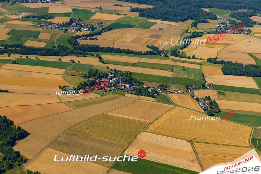 Bergnersreuth Arzberg Bild- Das Luftbild wurde 2025 vom UL-Flugzeug heraus erstellt ( keine Drohnen Bilder! ) - Hochauflösende Luftaufnahme -Nicht vergleichbar mit Google Maps oder Satelittenbilder- Die Geschenkidee !Mit Lizenz und Bildrechte bestellbar