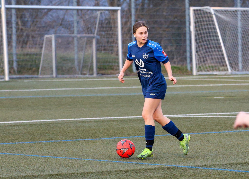 20260308-FCH-Welzheim_041 | 1. FC Heidenheim 1846 vs. FC Welzheim 06, Fußball, Frauen,, Freundschaftsspiel, 2025/2026, 08.03.2026 in Heidenheim, Kunstrasen Ost(Foto: Michael Bulling) - Realisiert mit Pictrs.com