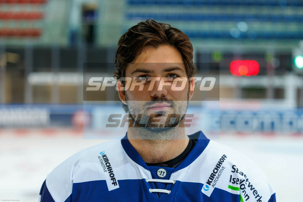 Iserlohn Roosters Teamshooting | Mitch Eliot - Realisiert mit Pictrs.com
