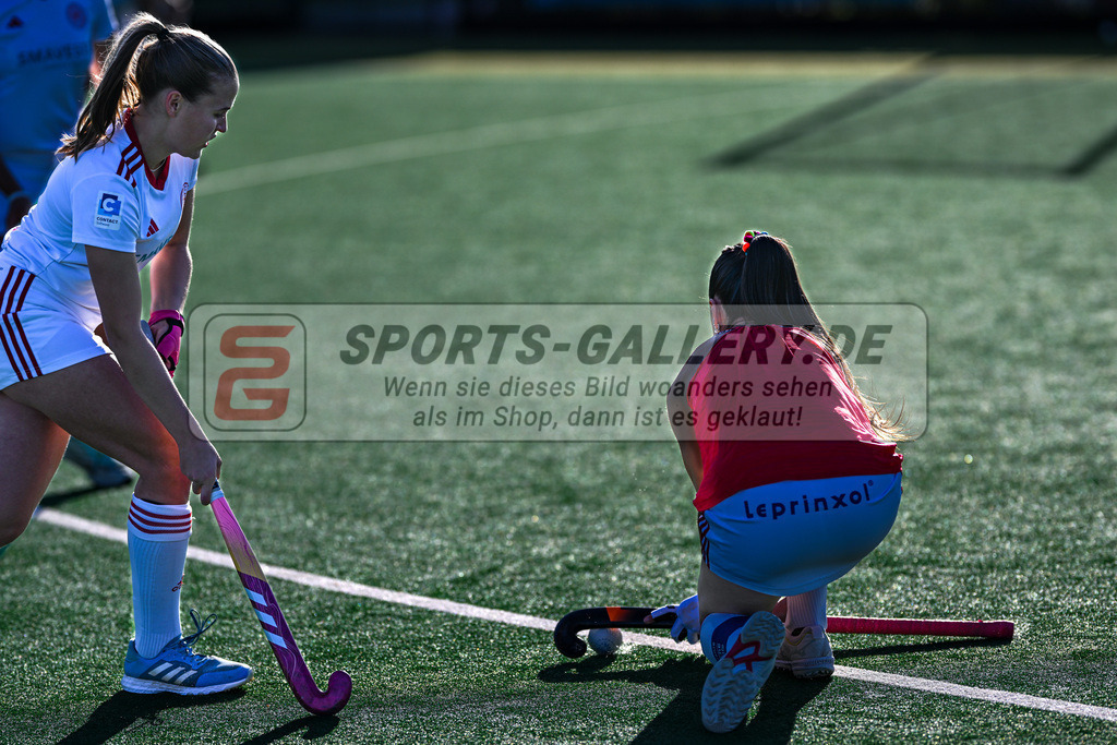 BHC Damen - DHC 3-4 3.11.24 SG-5982 | Hockey,Sport,Fieldhockey,1.Bundesliga,2.Bundesliga,Sportfotografie,Shop,Sportphotography,Feldhockey,Hockeyliga