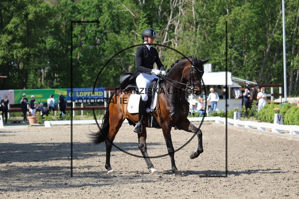 IMG_5372 | franziskalange - Realisiert mit Pictrs.com