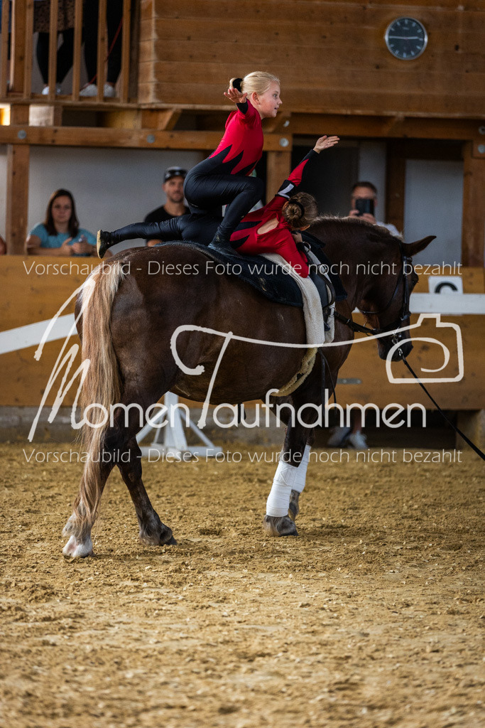 SS-Maxi-182 | MomenTaufnahmen Pferdesportfotos