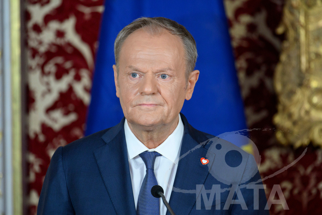 _DWA0423 | Politiker Donald Tusk (Civic Coalition), Ministerpräsident der Republik Polen, während eines Pressestatements in der Münchner Residenz vor der Verleihung des Ewald-von-Kleist-Preises. Der diesjährige Ewald-von-Kleist-Preis wird am Rande der Münchner Sicherheitskonferenz 2026 an das ukrainische Volk vergeben. München, 14.02.2026 Bayern Deutschland - Realisiert mit Pictrs.com
