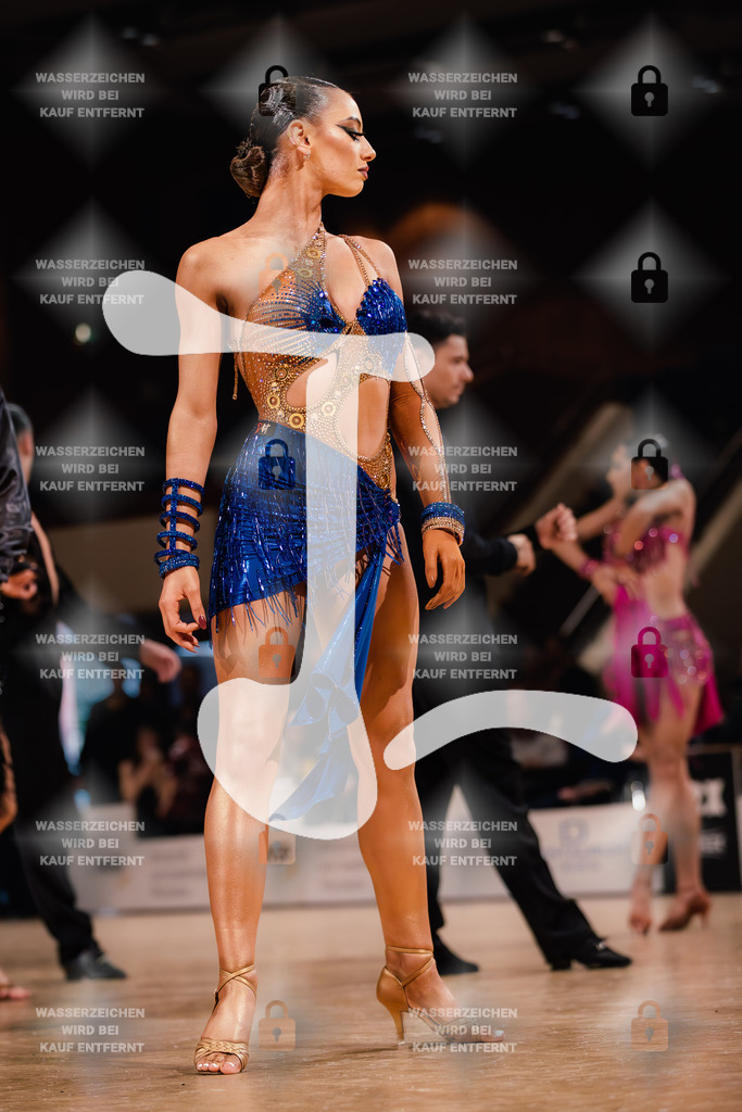 Goldstadtpokal 2025 - WDSF World Open Latin 22nd (25) Maximilian Bier _ Eveline Ishchenko (Schwarz Weiß Club Pforzheim)-2025-01-25-4774 | Webshop for digital downloads and prints of dance sport, event & show photographer Julian Link - Realisiert mit Pictrs.com
