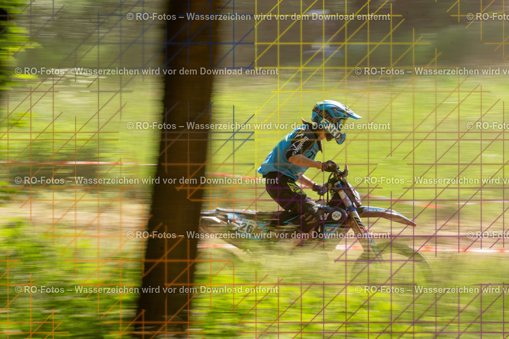Wolfshausen 3 Lauf -1165 | Sportfotografie von RO-Fotos: Motorsport, Motocross, Enduro, Laufveranstaltungen und Triathlon. Professionelle Fotos von Sportlern und Events. - Realisiert mit Pictrs.com