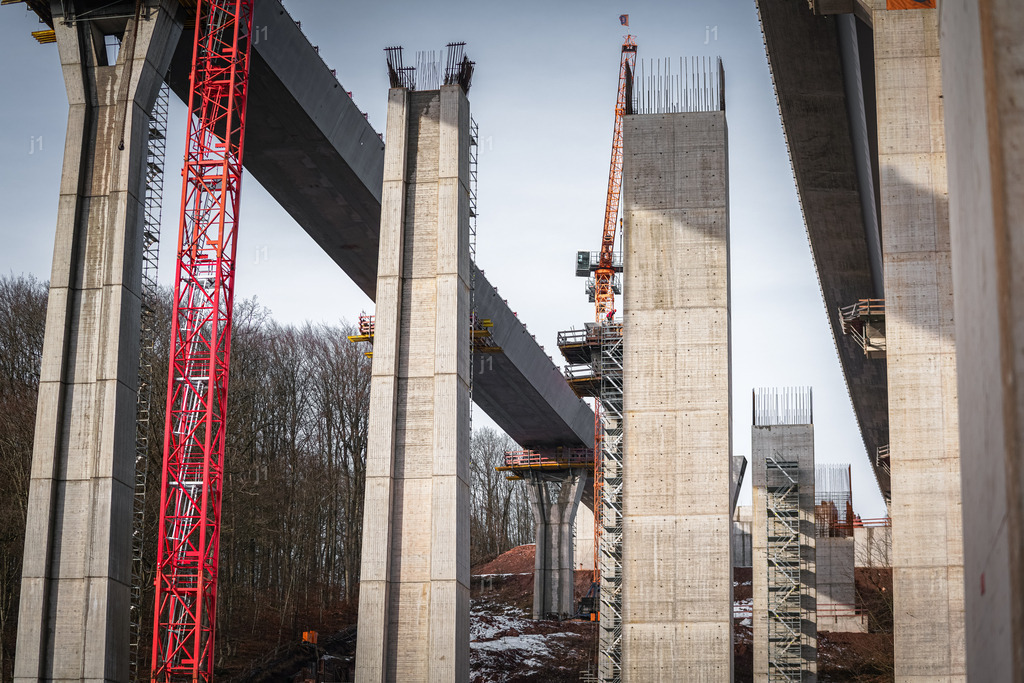 2026-02-04_Oberthulba_037 | Luftbild, Drohne, Multicopter, Bayern, Luftbilder, Luftbildshop, Jan R. Schäfer, aerialphotography, Abzüge, Luftaufnahmen, J1-Luftbild, J1-Fotografie und Luftbildservice, Würzburg, fineart, Abzüge, Drucke, Glasdruck - Realisiert mit Pictrs.com