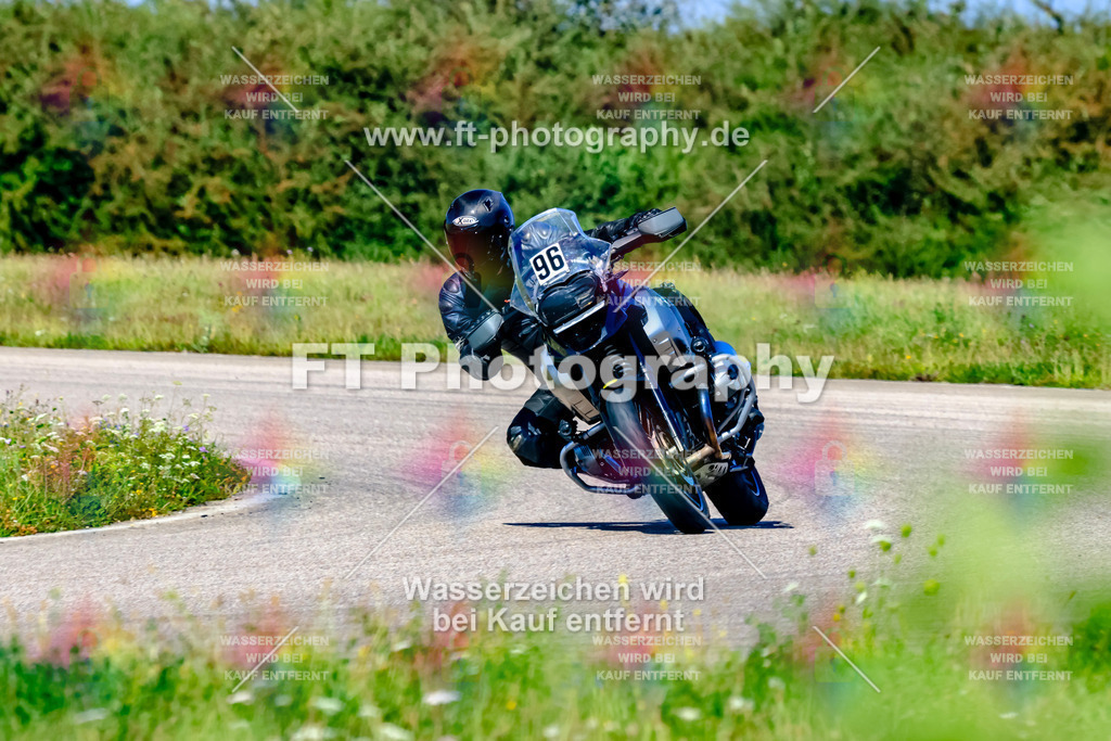 096-3405 | Hier findet Ihr Bilder von Touristenfahrten auf der Nürburgring Nordschleife oder von anderen Veranstaltungen die ich besucht habe. Viel Spass beim Durch Schauen 