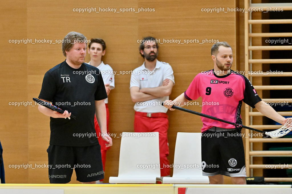 VSV Unihockey vs. Wiener Floorballferein 6.4.2024 | Assistentcoach Wiener Floorballverein Jukka Peltonen, #9 Laurin Zehetner Wiener Floorballverein, VSV Unihockey vs. Wiener Floorballferein 6.4.2024, VSV Unihockey vs. Wiener Floorballferein  am 06.04.2024 in Villach (Ballspielhalle St. Martin), Austria, (Photo by Bernd Stefan)