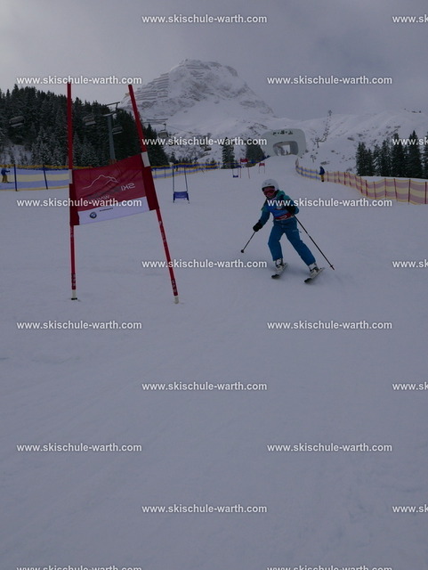 Felix (2) | Photos von der Skischule Warth - Realisiert mit Pictrs.com
