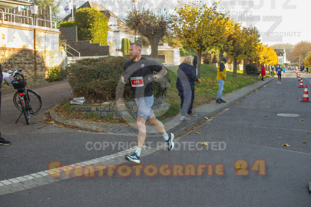 241201_1220_EV4_2158 | Sportfotografie im Rhein-Sieg Kreis, Köln, Bonn, NRW, Rheinland Pfalz, Hessen, etc. Unser Tätigkeitsfeld umfasst den Laufsport vom Volkslauf über den Marathon, Duathlon, Triathon bis zum Ultralauf wie Kölnpfad Ultra oder Schindertrail.