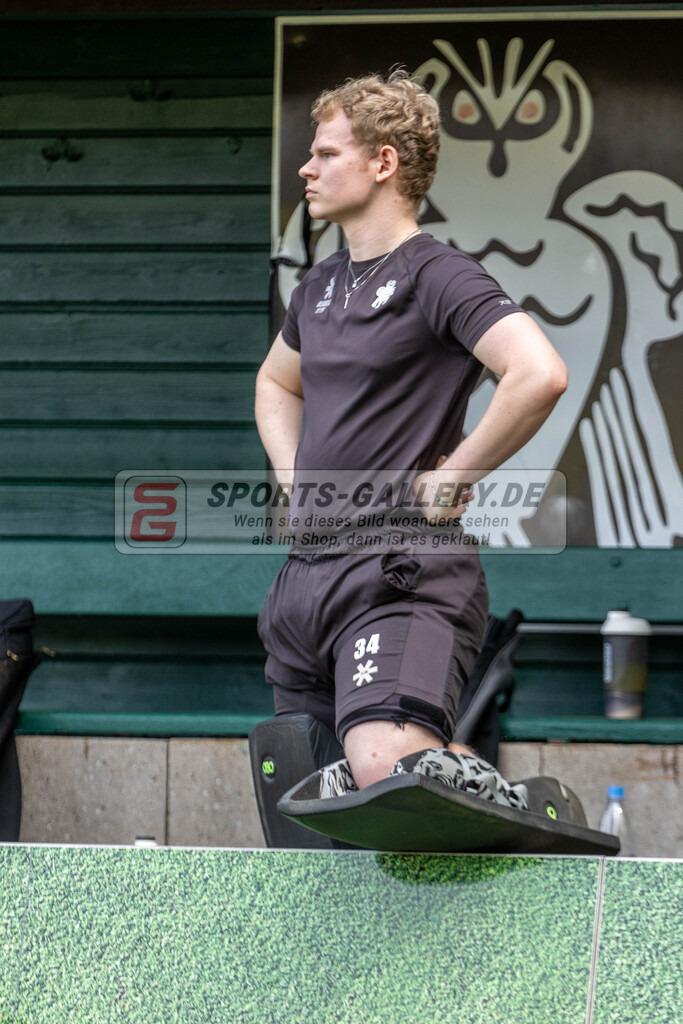 MJ_UHTC-RWK_13.04.2024-51 | Sebastian Belzer (Uhlenhorst Mülheim #34), Uhlenhorst Mülheim - Rot-Weiß Köln am 13.4.2024 in der Waldstadion, Mülheim a.d.Ruhr
