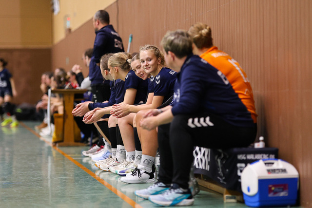 Handball I Damen I Saison 2025-2026 I Verbandsliga Süd I HSG Kalkberg 06 - MTV Dänischenhagen I 14.12.2025.20 | Lea Harm (14, HSG Kalkberg 06) - Realisiert mit Pictrs.com