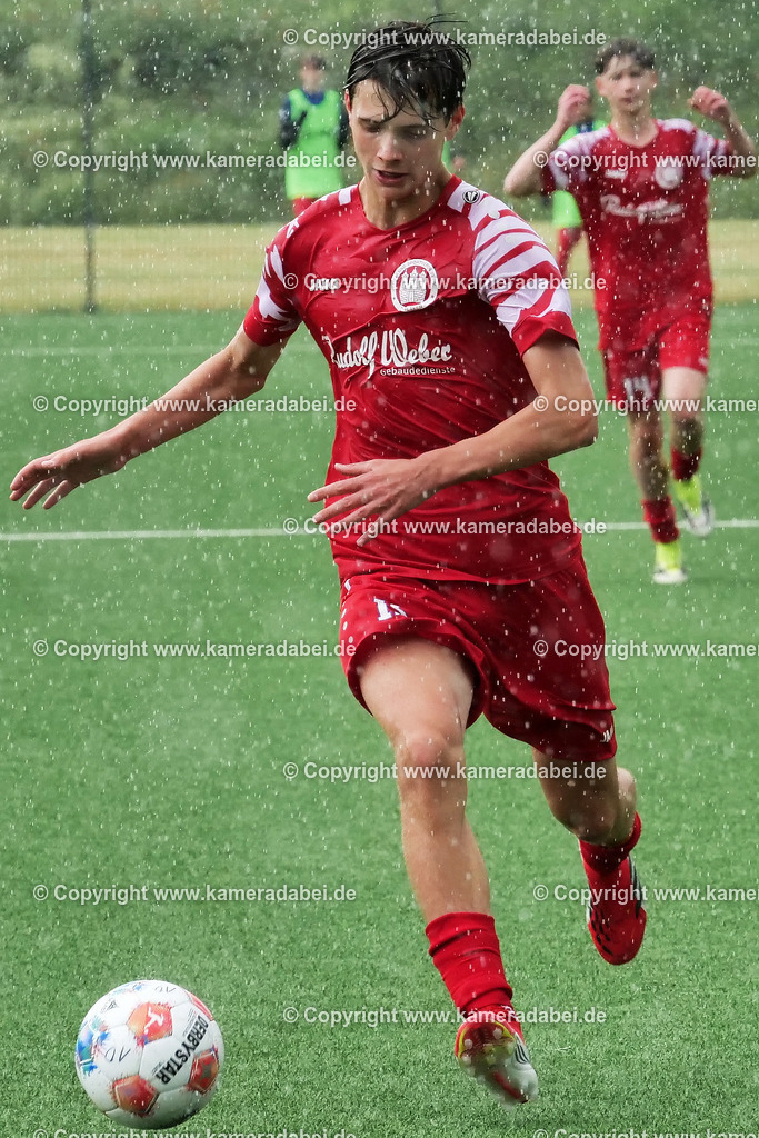 Fußball : C-Junioren : Aufstieg Regionalliga West : SUS 09 Dinslaken - Vfb 03 Hilden am 04.06.2026 in Dinslaken | Fußball : C-Junioren : Aufstieg Regionalliga West : SUS 09 Dinslaken (rotr Trikots)- Vfb 03 Hilden (weiße Trikots) am 04.06.2026 in Dinslaken - Realisiert mit Pictrs.com
