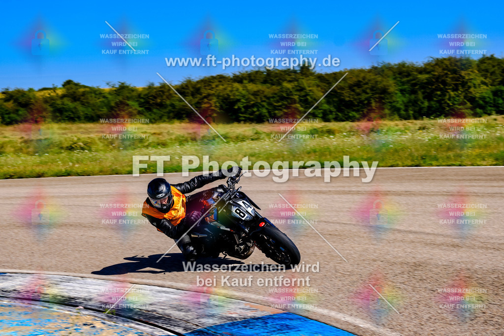 084-2906 | Hier findet Ihr Bilder von Touristenfahrten auf der Nürburgring Nordschleife oder von anderen Veranstaltungen die ich besucht habe. Viel Spass beim Durch Schauen 