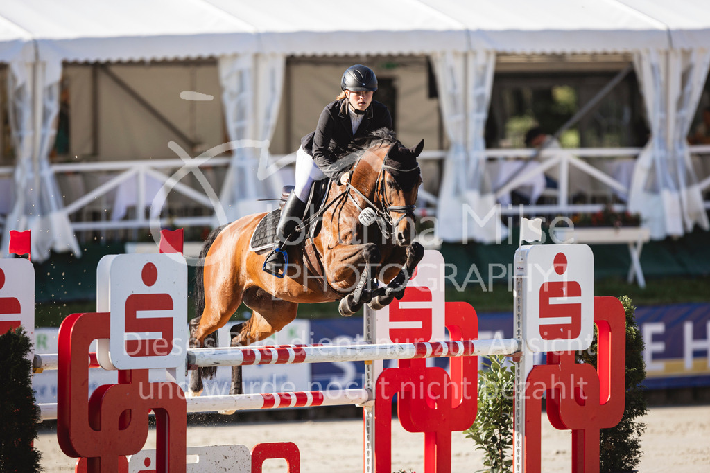 240714_BHO_M1-Spr-141 | Deine schönsten Turniermomente als professionelle Fotos! Entdecke hochwertige Pferdesport-Fotografie im Online-Shop. Jetzt Fotos finden & bestellen!