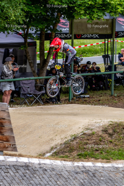 BayBMX2026-05982 | Fotogalerie von Thomas Dettweiler mit Eventbildern und lizenzfreien Fotos. Perfekt als Wandbild, für Büro, Website oder private Nutzung. - Realisiert mit Pictrs.com