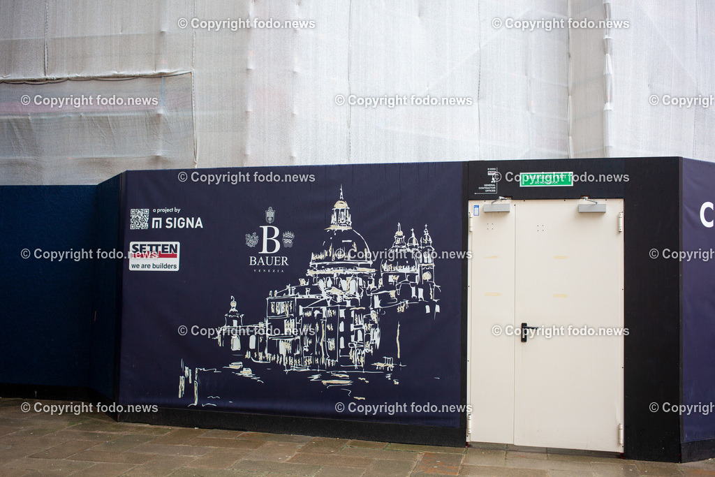 Venedig_ Signa_ Projekt_ 10.02.2024-4 | 10.02.2024, Italien, ITA, Venedig, im Bild Bau Projekt, Signa, Rene Benko, Baustelle, Bauprojekt, Innenstadt, City, Hans-Peter Haselsteiner, Investor, Immobilien, Mietpreis, Krise, Bauunternehmer, Konzern, Absperrung, Tafel, Schild, Zaun