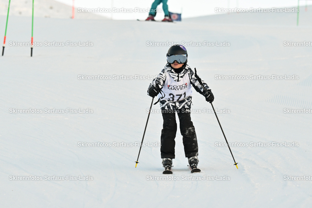 SRS_26.12.2025_0297 | SRS_26.12.2025_0297 - Realisiert mit Pictrs.com