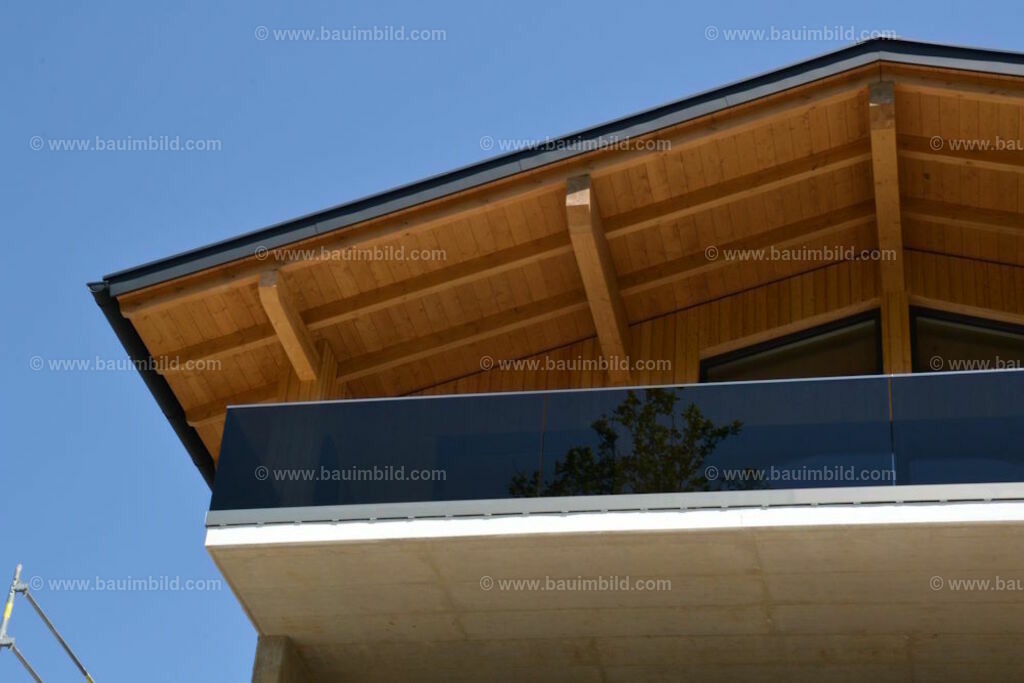 bib-lg24-metallbau-0034 | Nach LV-Leistungsgruppen sortierte Detailfotos über den Bau eines Hauses. Alle Hausbau-Bilder direkt vom Urheber und Autor der Website Haus-Selber-Bauen.com