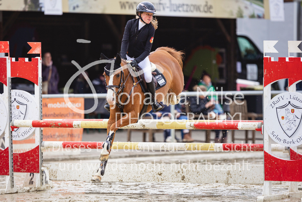 240426_Olfen-Vinnum_PonyTrophy-168 | Deine schönsten Turniermomente als professionelle Fotos! Entdecke hochwertige Pferdesport-Fotografie im Online-Shop. Jetzt Fotos finden & bestellen!