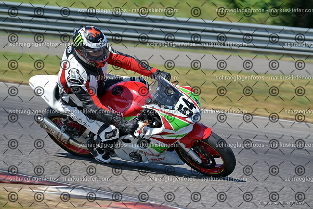 25bt04-0526 | markuskiefer.com - Realisiert mit Pictrs.com