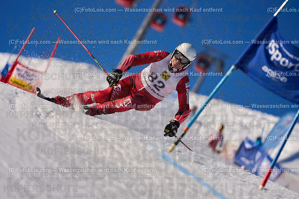 ALP3008_MASTERS-Cup_GS-B Herrn_Aigner Stefan | (C)FotoLois.com, Alois Spandl. FIS Masters-Cup Wildschönau, Giant Slalom auf der Piste Schatzberg GS, Siegerehrung auf dem Dorfplatz Niederau, Sa 13. Januar 2024.