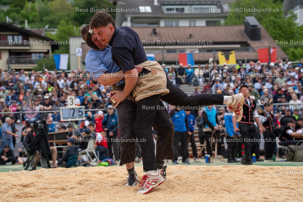 BUR03333 | René Burch leidenschaftlicher Fotograf aus Kerns in Obwalden.  Hier finden sie Sport, Landschaft und Natur Fotografie.
 - Realisiert mit Pictrs.com