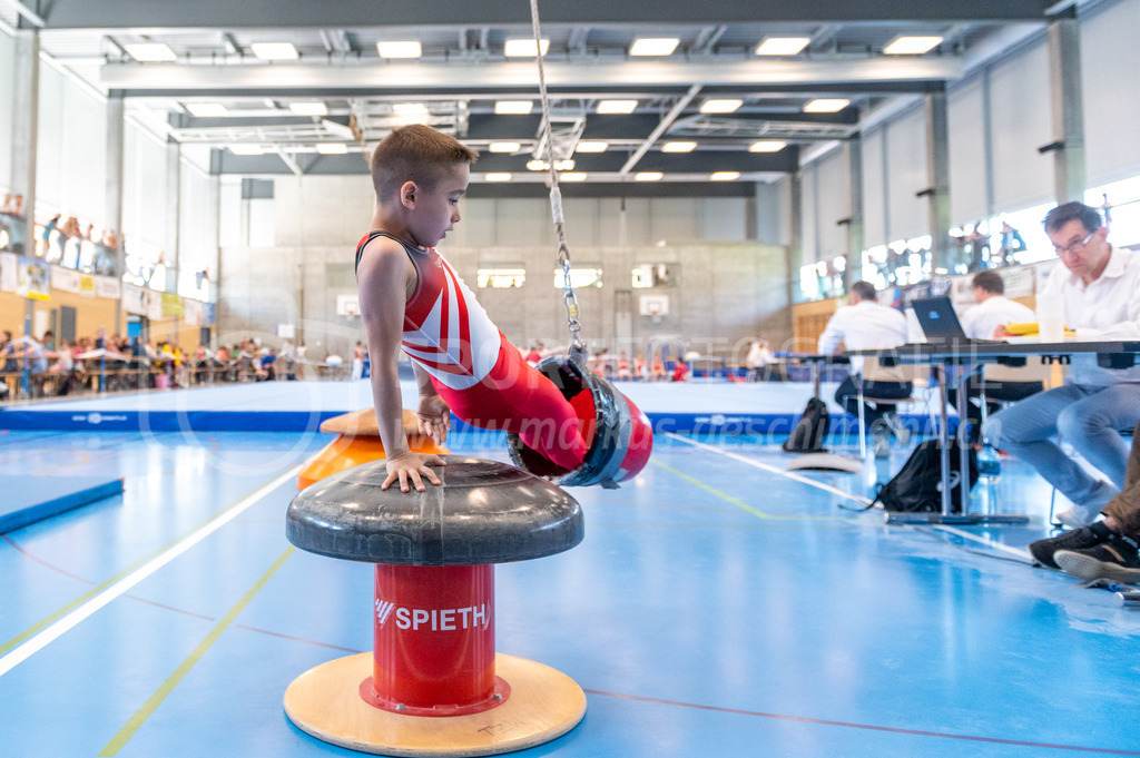 104. Zürcher Kunstturnertage Neftenbach - 15. May 2022 | 104. Zürcher Kunstturnertage Neftenbach
Turnhalle Ebni, Neftenbach
Einführungsprogramm (EP)
Bild: Sportfotografie Markus Aeschimann | www.markus-aeschimann.ch - Realisiert mit Pictrs.com