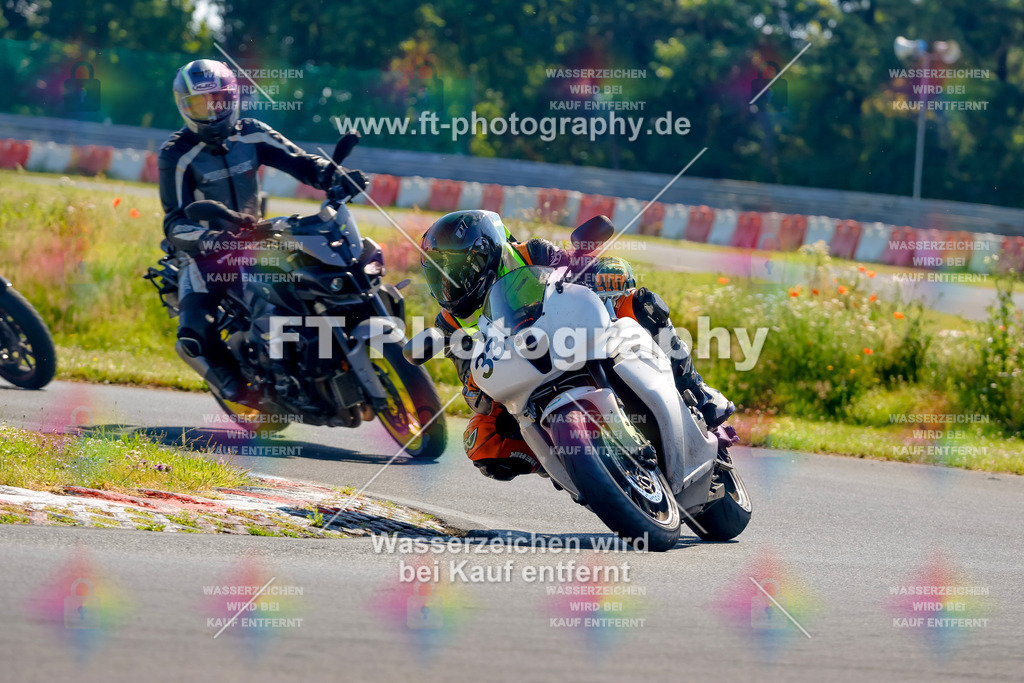 _MOT9075 | Hier findet Ihr Bilder von Touristenfahrten auf der Nürburgring Nordschleife oder von anderen Veranstaltungen die ich besucht habe. Viel Spass beim Durch Schauen 