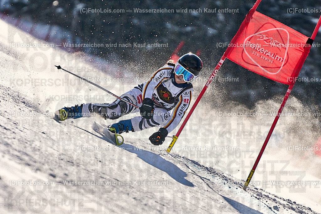 _ALP3957_MASTERS-CUP_Reiteralm_AC-GS_RADER Michaela | FIS WORLD CUPMASTERS ALPINE SKIING, 28. MÄRZ 2026 - REITERALM | STMK | AUT.   Veranstaltet vom Masters-Referat des Deutschen Skiverbandes (DSV). Durchführende Organisation: WSV Pichl-Reiteralm, unterstütutzt von den Bergbahnen REITERALM bei Schladming und SKI AUSTRIA.                            Disziplin:  GiantSlalom.                                                 Kategorien:  A (Herrn 30-59 Jahre), B (Herrn ab 60 Jahre), C (Damen 30-59 Jahre), D (Damen ab 60 Jahre).                Rennstrecken:   Muldenliftpiste-I &amp; -II auf der Reiteralm.