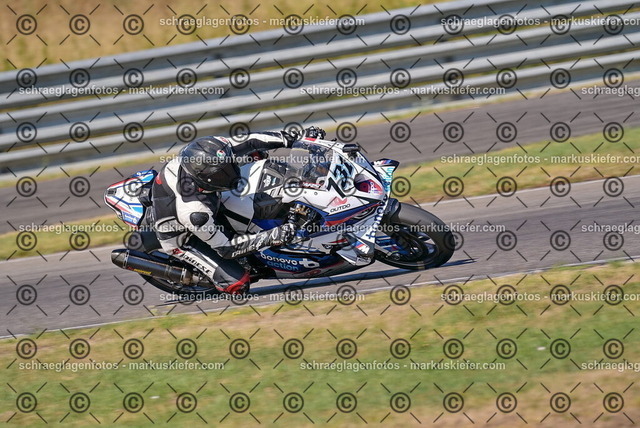 26bt05-0168 | markuskiefer.com - Realisiert mit Pictrs.com