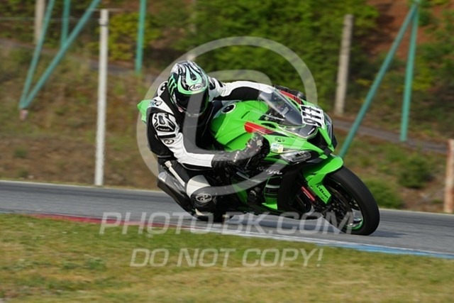 2024_05_03_PBK_13258 | Sportfotografie; SlowMotion; Video; Rennstrecke; Hafeneger; Speer; Racing; RSE; BMW; CBO; Trackday; Motorsportarena; Hockenheimring; Brno; Most; Barcelona; Valencia