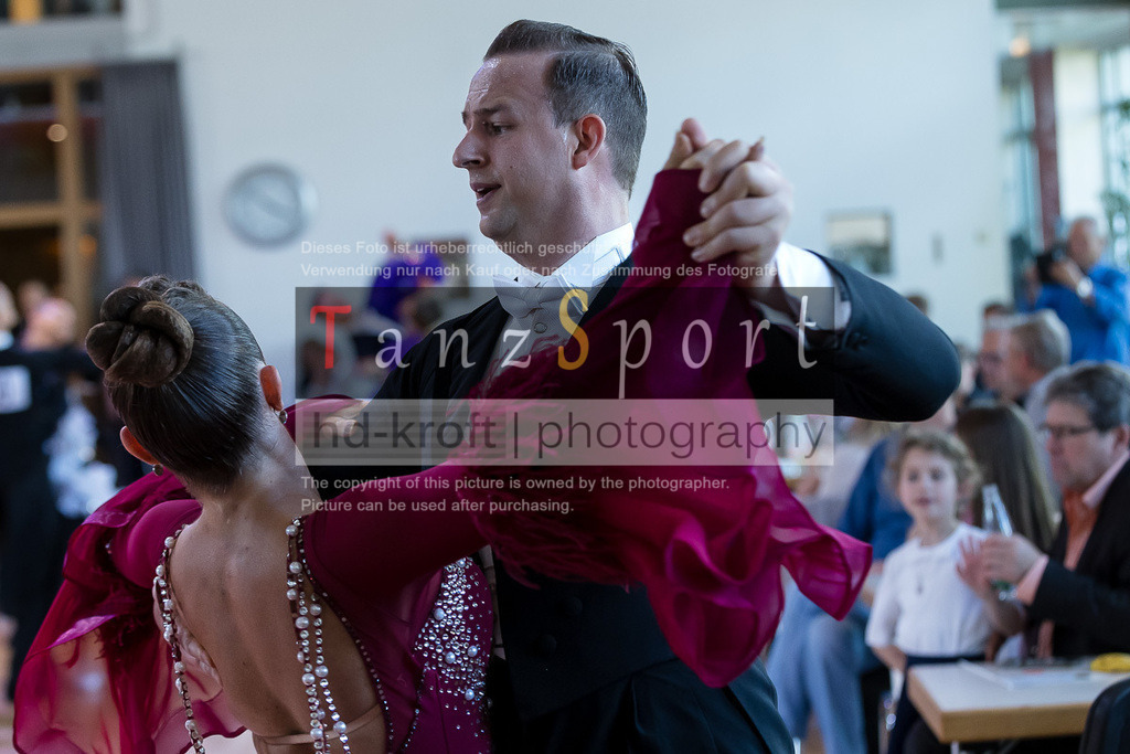 20240615_DM-HGR-Kombi_10278 | Tanzsportbilder, Standardtanz, Lateintanz, WDSF, DTV, LTVB, dancecomp, goc, hessen tanzt, blaues band der spree, walzer, tango, wiener walzer, slowfox, quickstepp, samba, rumba, cha-cha-cha, paso doble. jive, hd-kroft photography, turniertanzsport