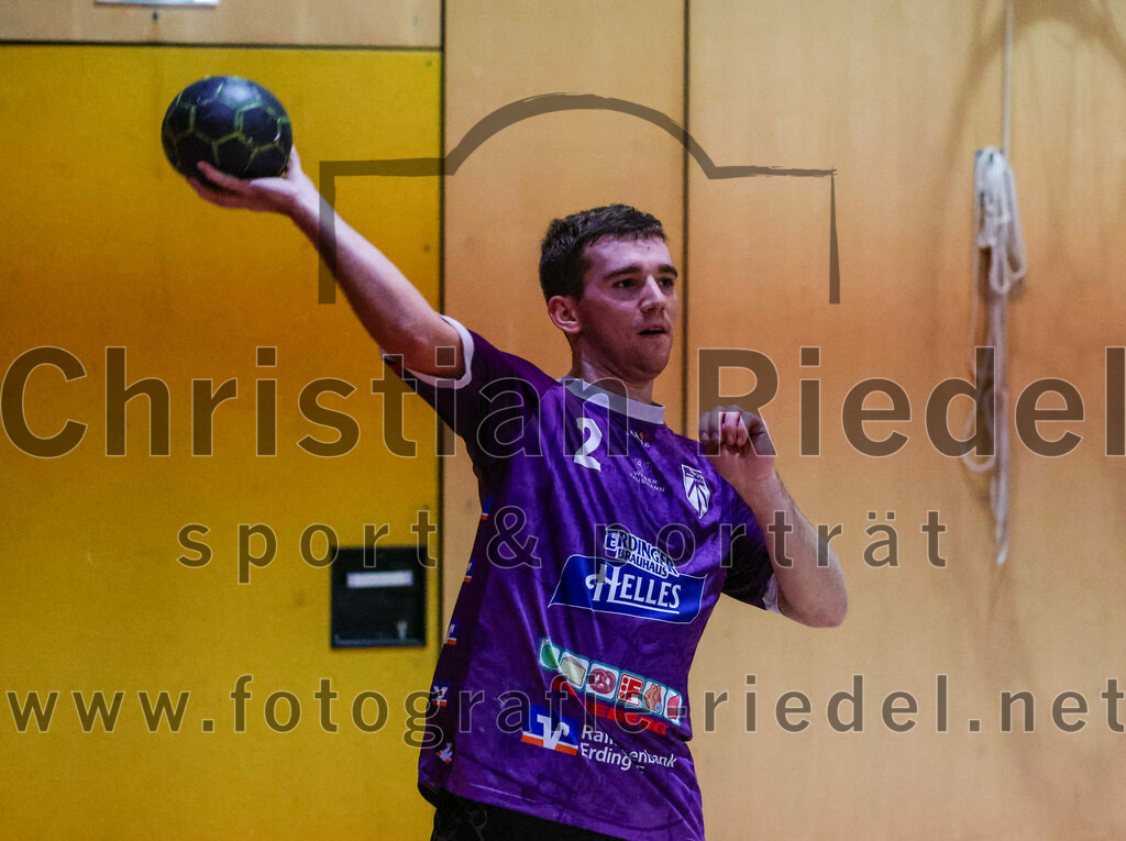 2023-10-14_099_SpVgg_Altenerding_gegen_HSG_Freising_Neufahrn | Erding, Deutschland, 14.10.2023:
Handball, Bezirksoberliga Männer 2023 / 2024, 4. Spieltag, SpVgg Altenerding gegen HSG Freising-Neufahrn, Endergebnis: 27:26

Joseph Wyhnalek (SpVgg Altenerding, #2)

Foto: Christian Riedel / fotografie-riedel.net