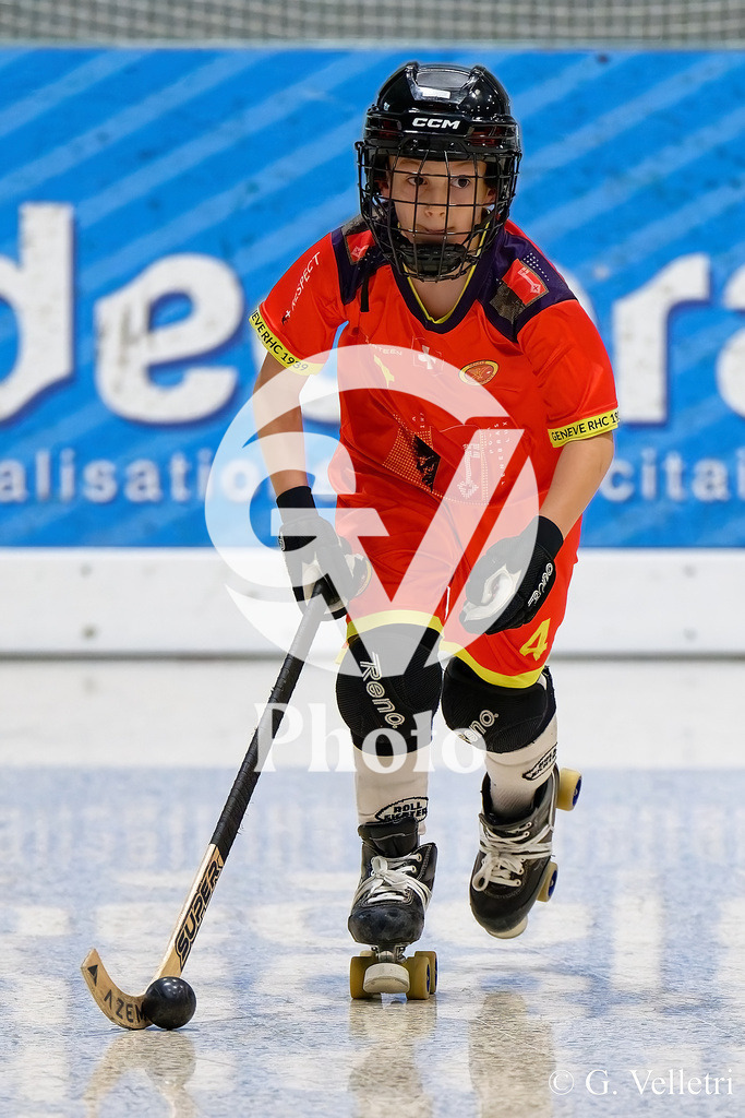 Super League  - Servette FC  v FC Zurich  | during the Super League  game between Servette FC  and FC Zurich  at Stade de Geneve  in Lancy , Switzerland 