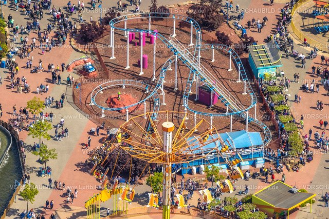 Bottrop230510071Kirchhellen | Luftbild, Movie Park Germany, Freizeitpark zum Thema Film, Achterbahn Backyardigans Mission to Mars, Kettenkarussell Splat-O-Sphere, Fairy World Spin Karussell, , Kirchhellen-Nord-Ost, Bottrop, Ruhrgebiet, Nordrhein-Westfalen, Deutschland