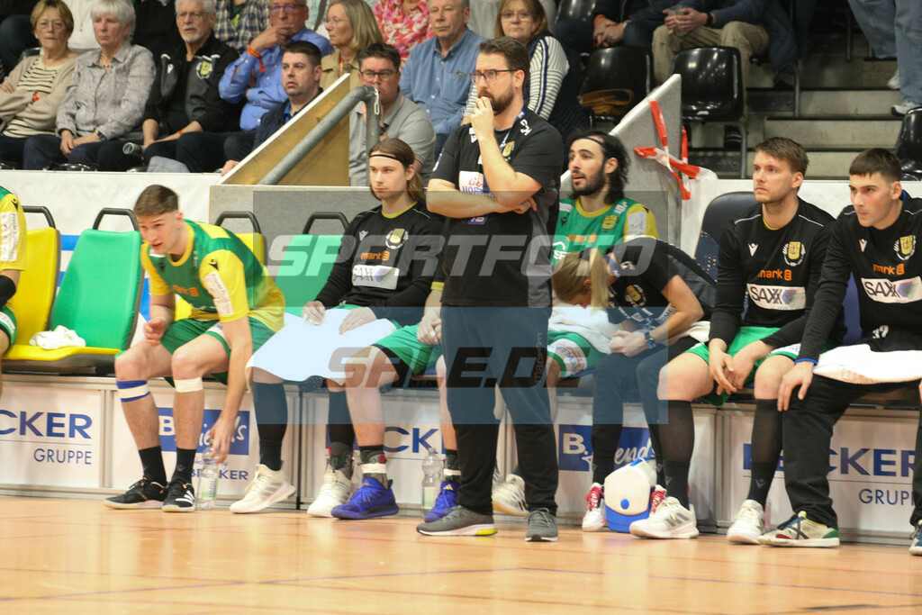 Eintracht Hagen - Dormagen | Trainer Stefan Neff - © Sportfoto-Sale (MK) - Realisiert mit Pictrs.com