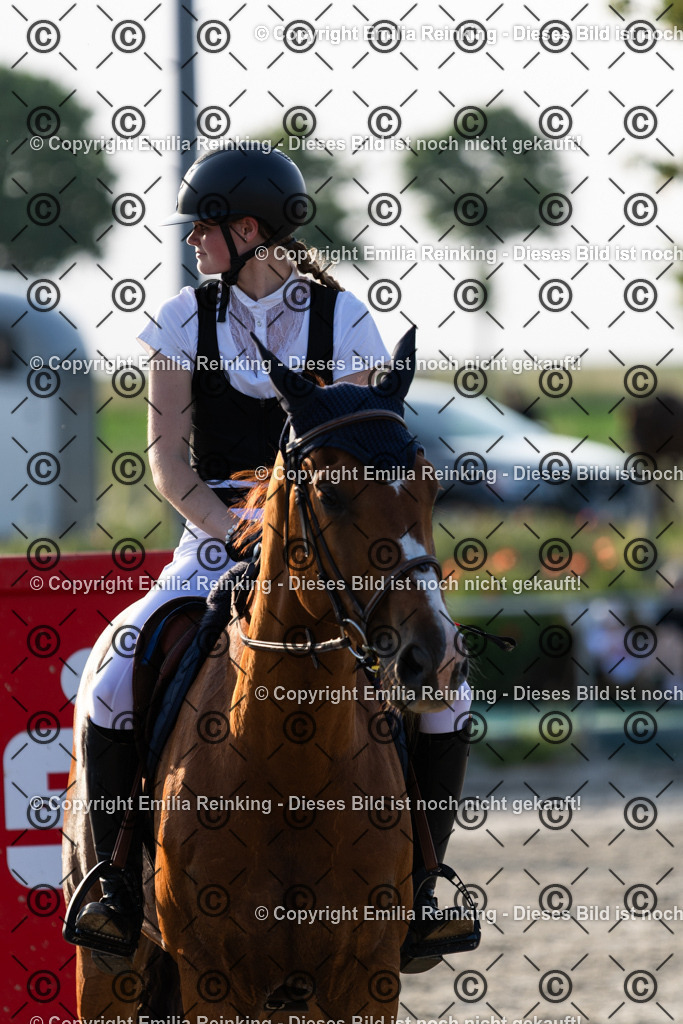 CL5A1578 | Emilia Reinking Fotografie - Realisiert mit Pictrs.com