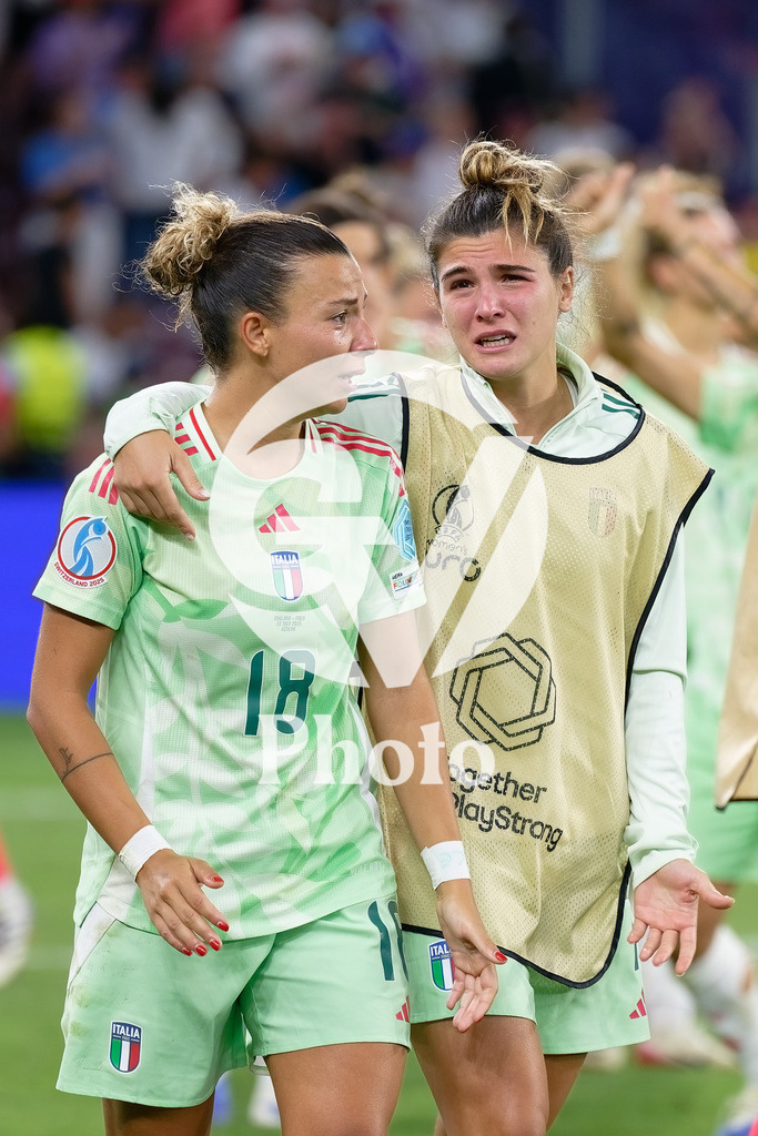 England v Italy - UEFA Women's EURO 2025 Semi-Final | GENEVA, SWITZERLAND - JULY 22:  Eleonora Goldoni of Italy (L) and Sofia Cantore of Italy (R) crying after losing during the UEFA Women's EURO 2025 Semi-Final match between England and Italy at Stade de Geneve on July 22, 2025 in Geneva, Switzerland. (Photo by Giuseppe Velletri/Sports Press Photo/Getty Images)
