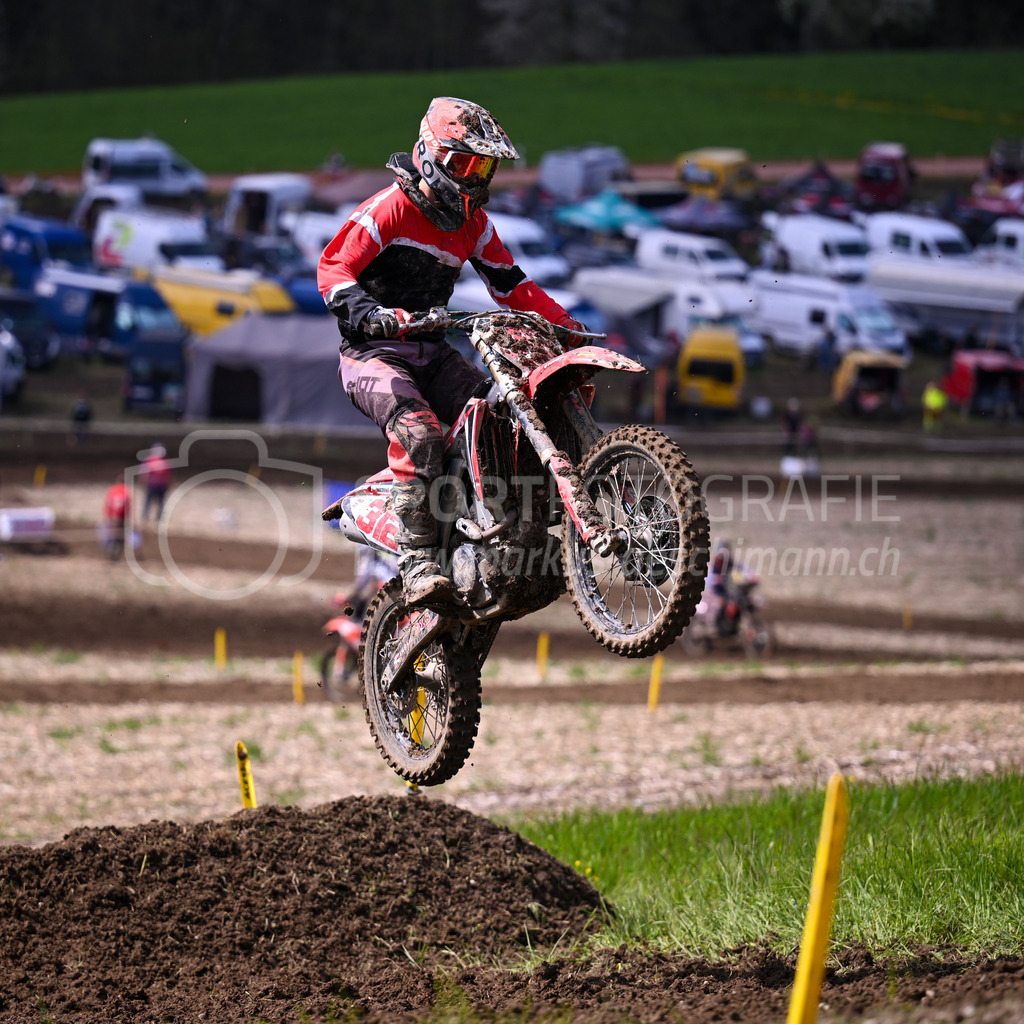 Motocross Schlatt bei Winterthur - 29. April 2023 | #312 Liberti Michael aus Ried Muotathal (CH) auf in der Kategorie MX2 am Motocross Schlatt bei Winterthur, 29. April 2023.
Instagram: @mx_schlatt | @mc_wila | @sam_schweiz
Bild: Sportfotografie Markus Aeschimann | www.markus-aeschimann.ch - Realisiert mit Pictrs.com