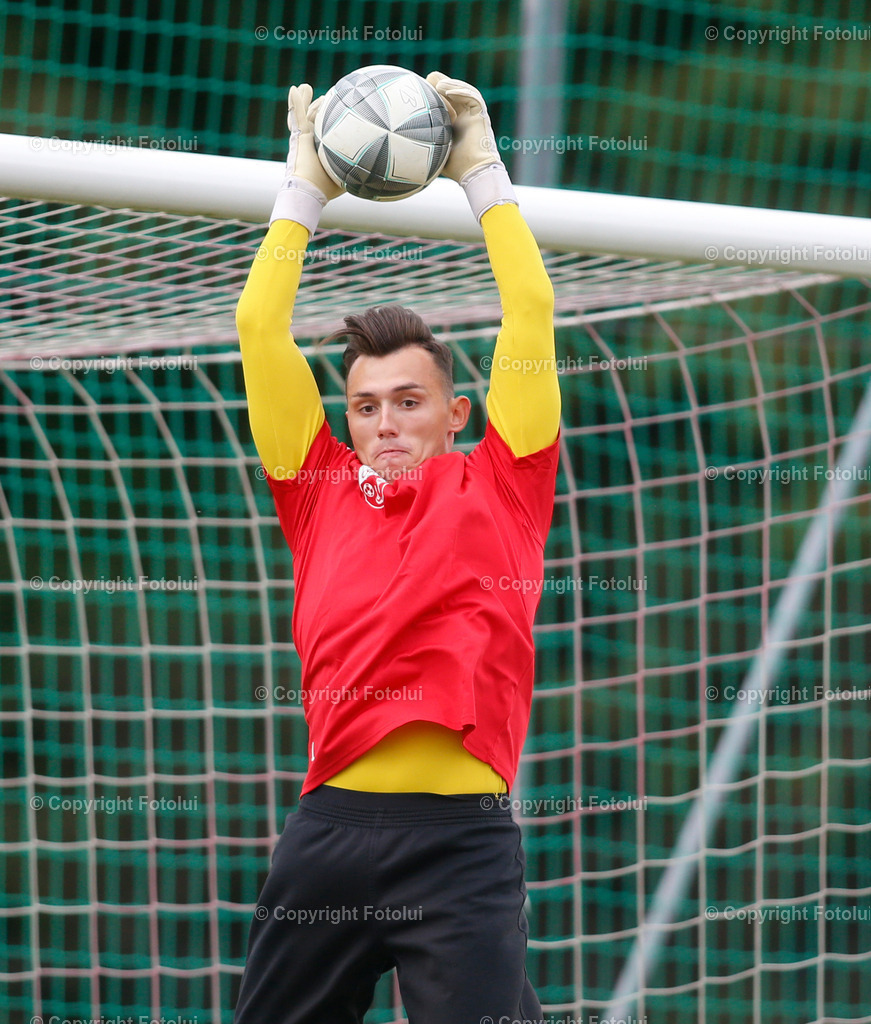 A_LUI_071023_03 | SPORT,FUSSBALL,LL.OST. ASKOE OEDT 1B-SV HAKA TRAUN 07.10.2023 IM BILD:KAI LANG (OEDT ) FOTO:FOTOLUI