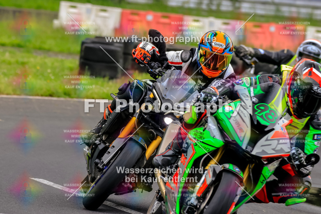 VBK-6588 | Hier findet Ihr Bilder von Touristenfahrten auf der Nürburgring Nordschleife oder von anderen Veranstaltungen die ich besucht habe. Viel Spass beim Durch Schauen 